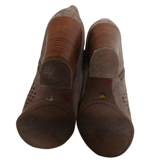 Women's Lucky Brand Heels - Picture 8 of 8